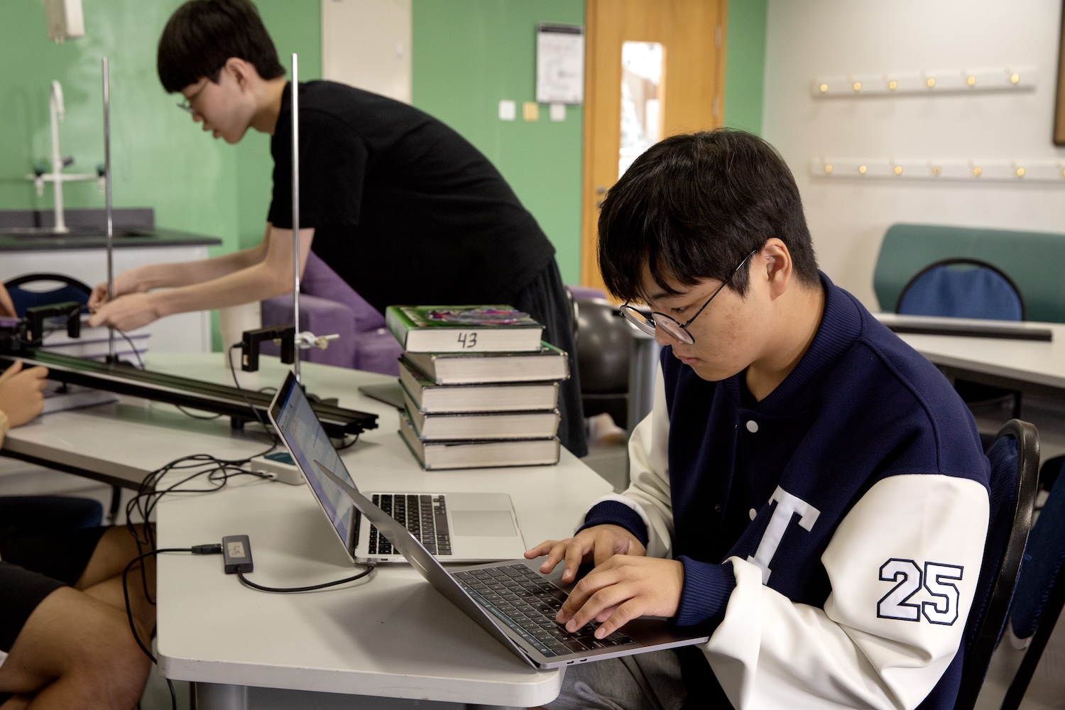 AP students study university-level courses at Tianjin International School (TIS)